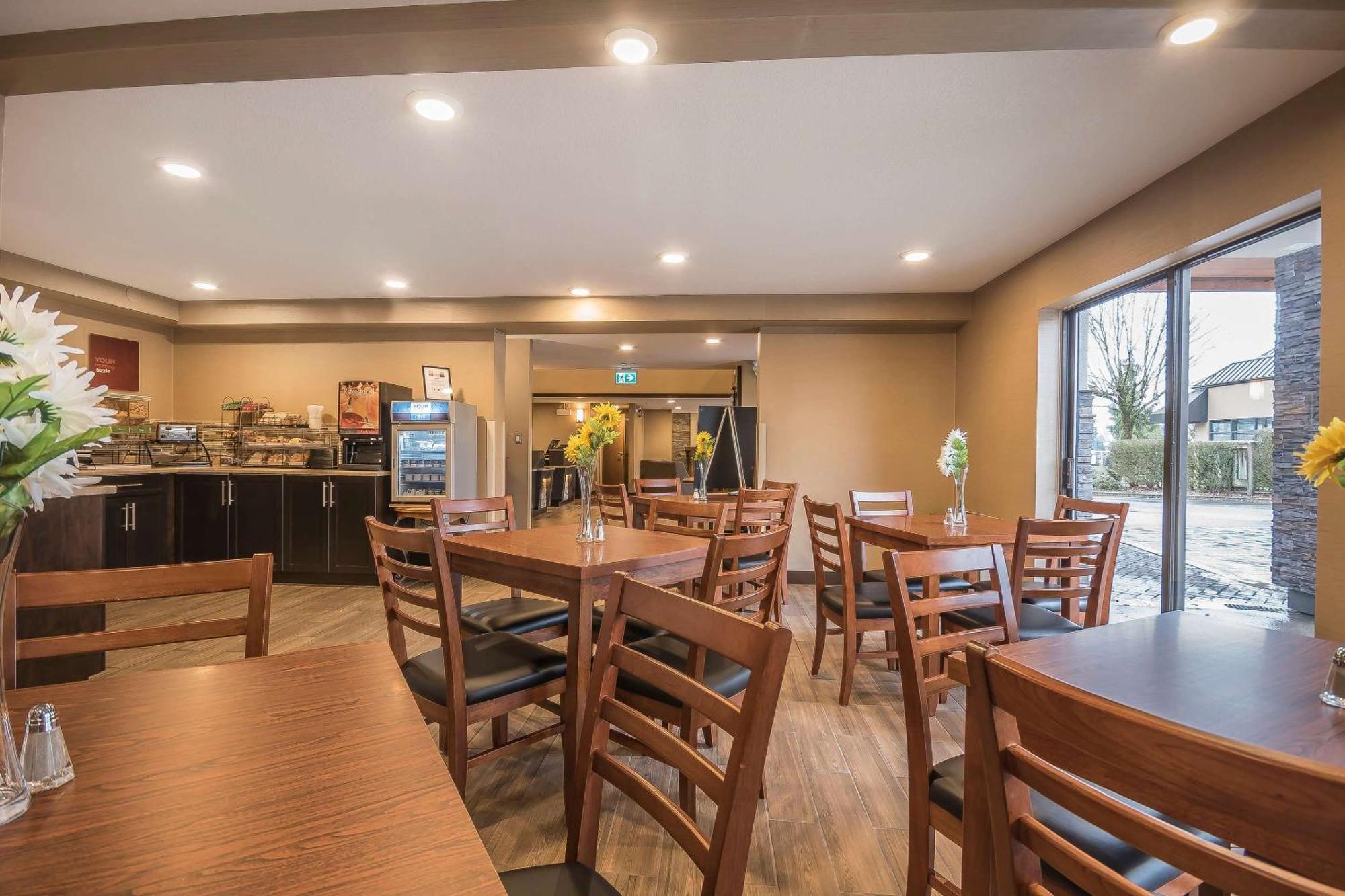 Comfort Inn 3*